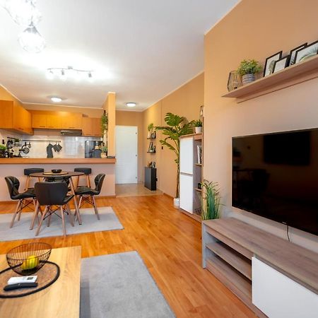 Cosy Green Apt Close To Macedonia Square Σόφια Εξωτερικό φωτογραφία