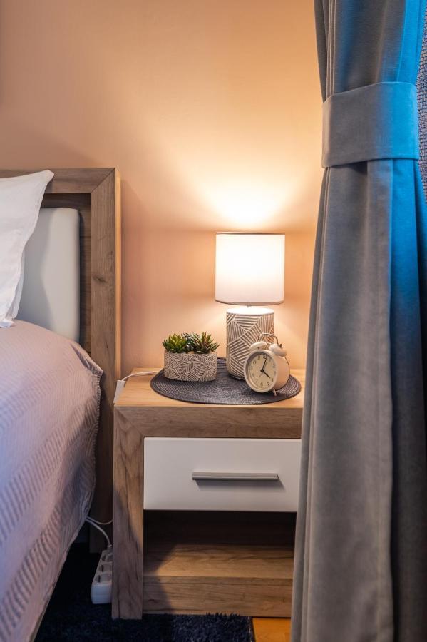 Cosy Green Apt Close To Macedonia Square Σόφια Εξωτερικό φωτογραφία